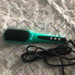 Head Kandy Straightening brush